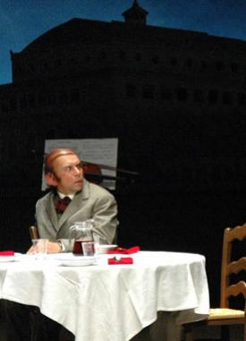 Un Pied dans le crime, photo Antoine Benoit, Théâtre de la Commune Un Pied dans le crime, photo Antoine Benoit, Théâtre de la Commune